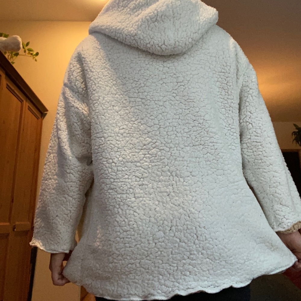 Fuzzy jacket reversible - Picture 3 of 4